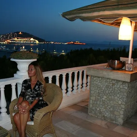 Hotel Kismet